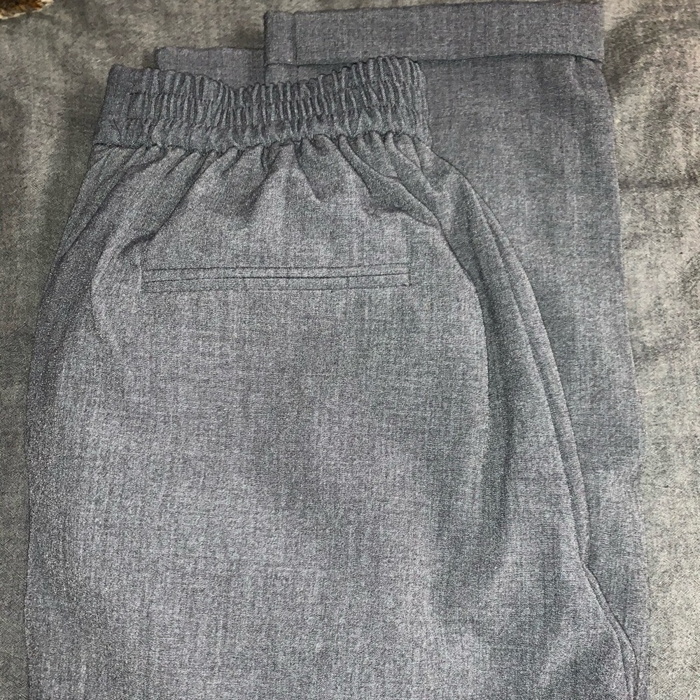 BUSINESS CROP PANTS